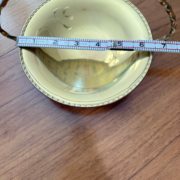 Brass Basket Twisted Handle Sweden 9" x 5" - Picture 11 of 12